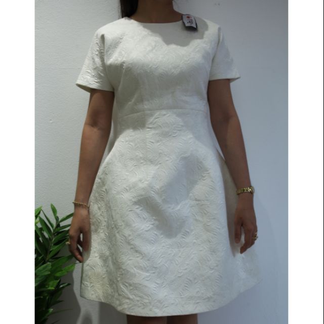 Đầm váy trắng rejoice nguyễn