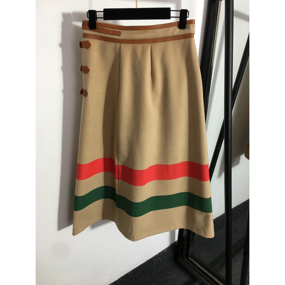 Chân váy nữ thời trang cao cấp Gucci GG GC phong cách trẻ trung, thời thượng