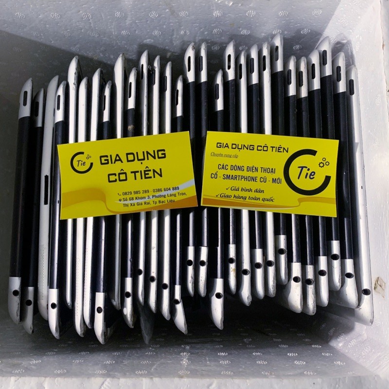 Vỏ IPAD 3 chuẩn zin hàng bóc máy còn mới không cấn móp cong vênh