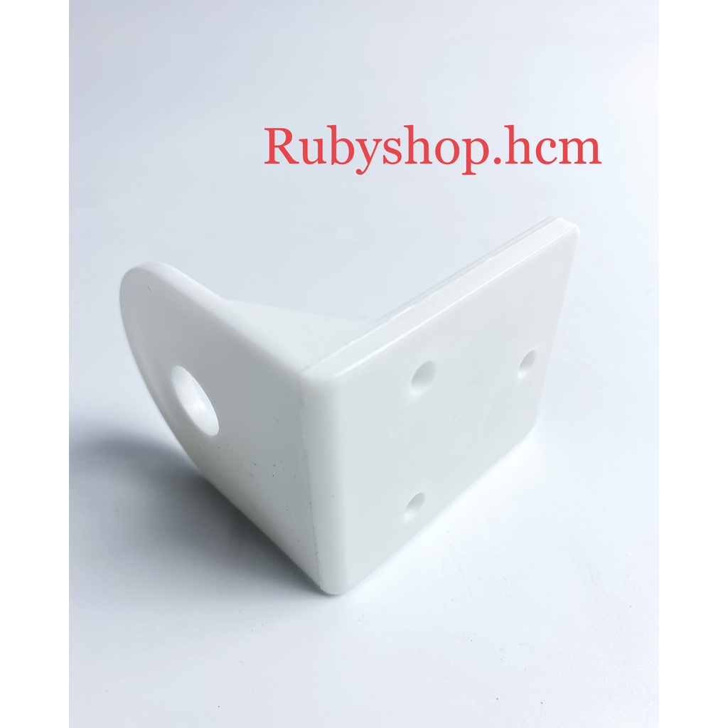Giá treo vòi nước bằng nhựa Rubyshop.hcm