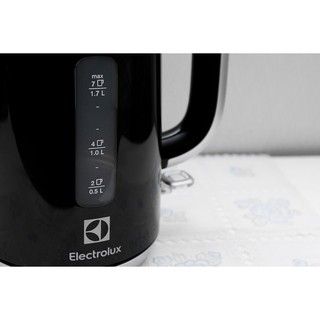 Bình siêu tốc Electrolux (Thụy Điển) EEK3505 1.7 lít (Mới 100%, bảo hành 12 tháng chính hãng)