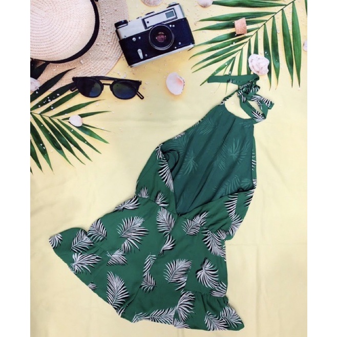 Jumpsuit yếm hở lưng F21