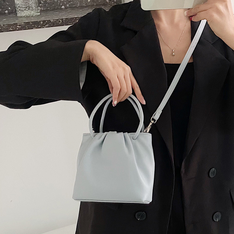 Túi xách đeo chéo thời phong cách sành điệu thời trang cho nữ IELGY