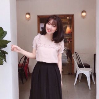 Chân váy xếp ly dáng dài