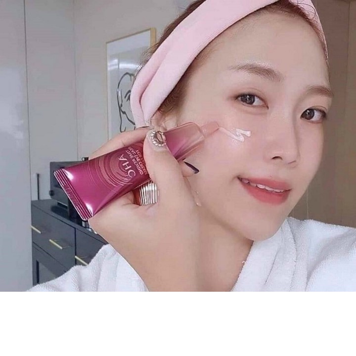 Kem Chống Nhăn và giảm Thâm Quầng Mắt AHC ULTIMATE REAL EYE CREAM FOR FACE