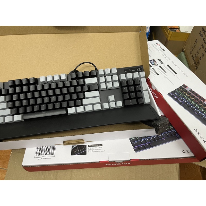Bàn phím cơ Phím cơ gaming SPARTAN các màu Hồng, Xanh, Đen xám, Trắng TC-3218 led RGB MVT Store