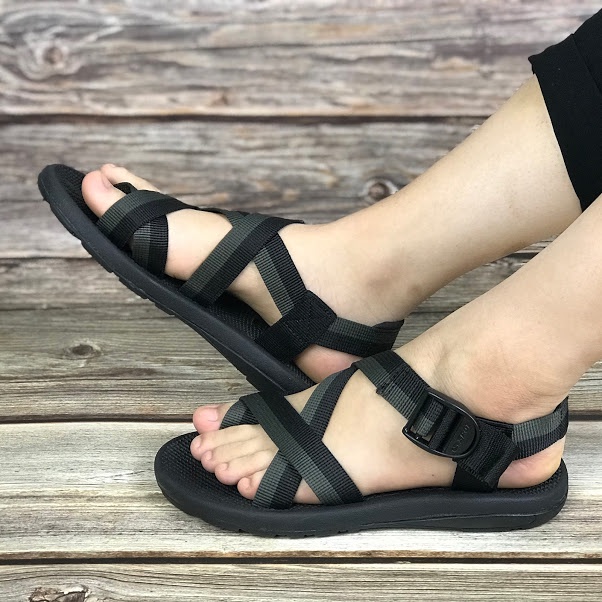 [Mua Kèm Áo Thun 0Đ] Giày Sandal Couple Quai Dù Nam Nữ Kiểu Xỏ Ngón Quai Chéo Kiểu Dáng Truyển Thống