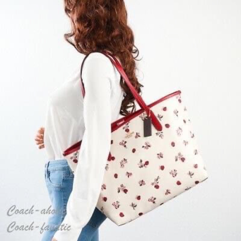 Túi Coach auth sale