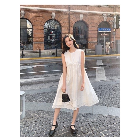 Đầm - Váy babydoll trắng sát nách chun eo viền ren chân váy Ulzzang