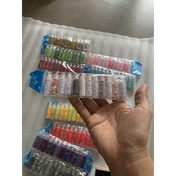 trang trí móng bán lẻ từng lọ