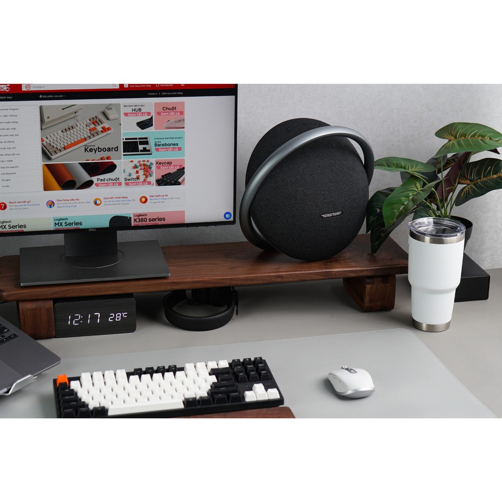 Loa Bluetooth Harman Kardon Onyx Studio 7 - Màu Đen