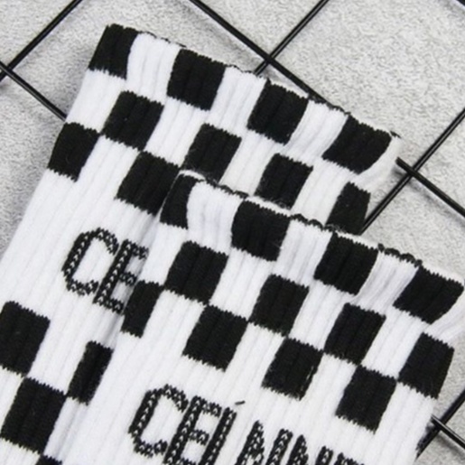 Đôi vớ cotton họa tiết sọc caro trắng đen thời trang thu đông cho nữ