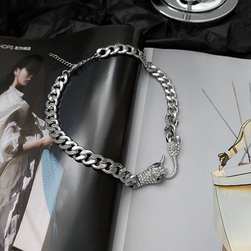 Dây chuyền 19950 mặt hình rắn đính kim cương thời trang hip hop đơn giản cá tính phong cách harajuku