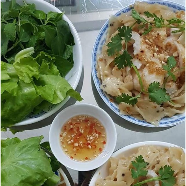 Bánh phồng tôm cao cấp Sa Đéc hiệu TAT với 70% tôm càng xanh tươi