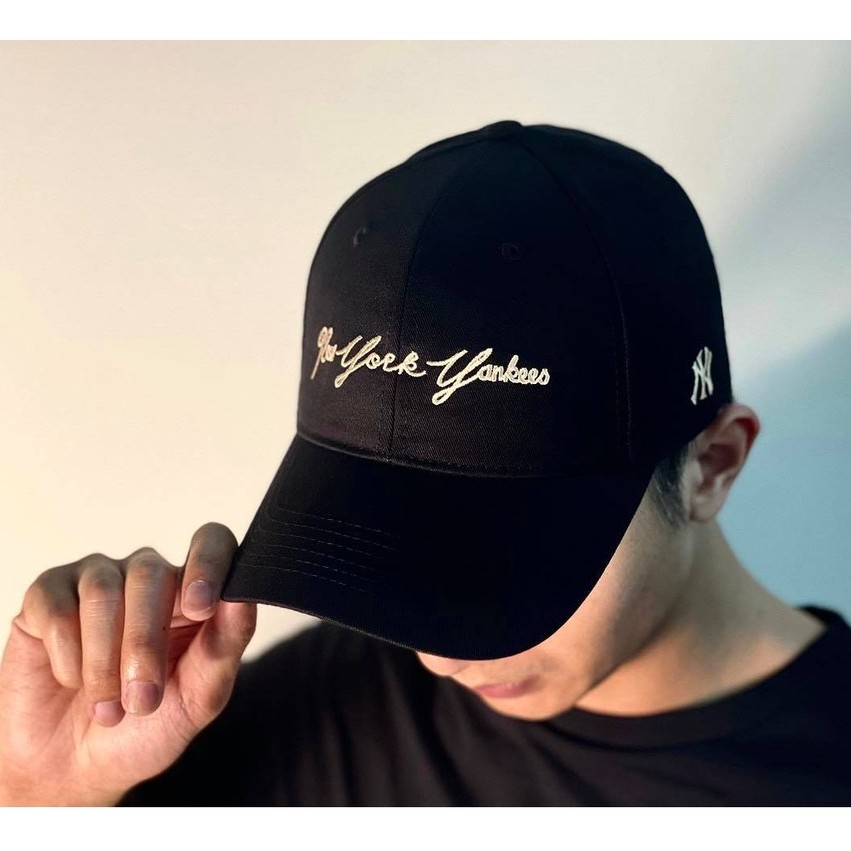 Mũ lưỡi trai NY thêu yankee đen logo thêu vàng Style hàn quốc dành cho cả nam và nữ Free size