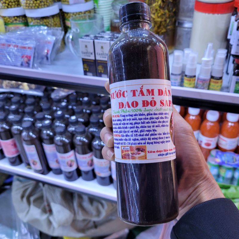 NƯỚC TẮM DÂN TỘC DAO ĐỎ