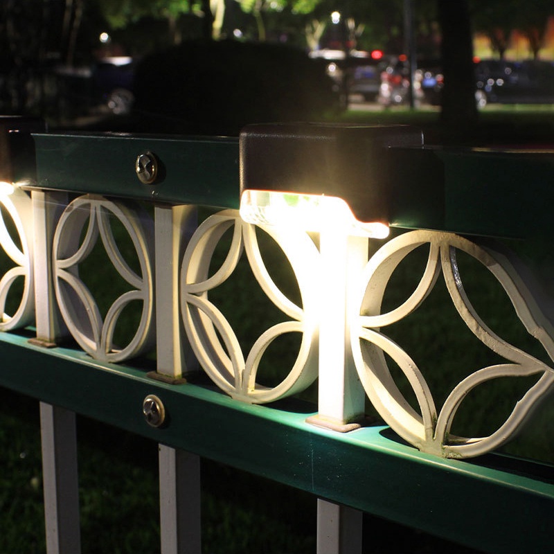 Đèn LED Cảm Biến Thông Minh Chống Nước Chạy Bằng Năng Lượng Mặt Trời