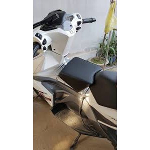 Nệm ngồi xe máy cho bé ( Dành cho xe AB và PCX)