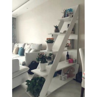 Kệ vách ngăn tam giác