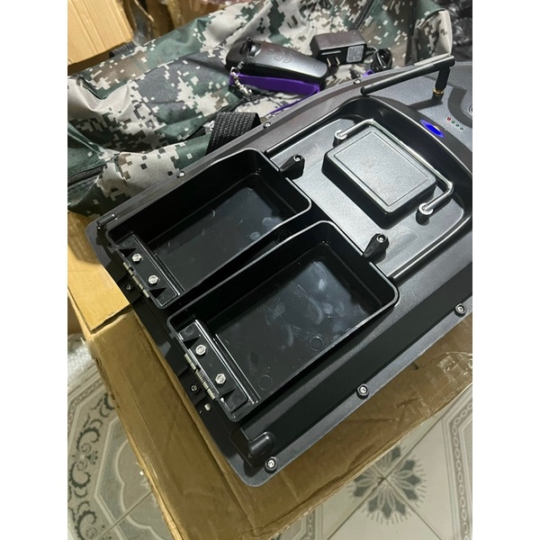 Thuyền Thả Mồi, Thuyền Thả Thính điều khiển từ xa 2 Khay định vị GPS 500m full phụ kiện