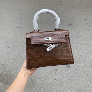 Túi H.M da rắn size 21