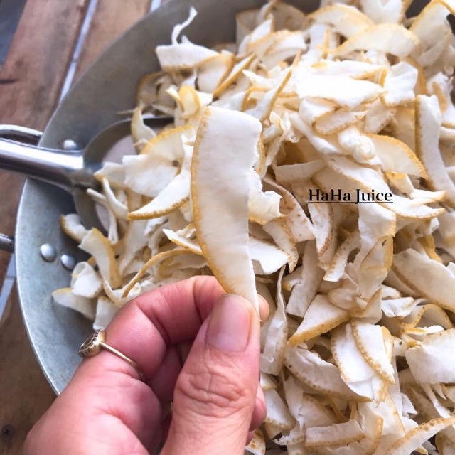 mứt vỏ bưởi sấy 100gram 20k
