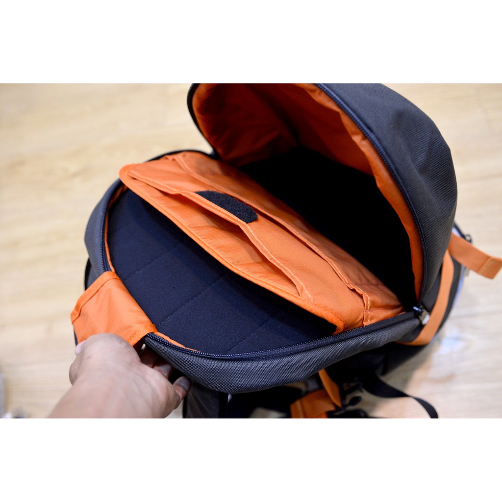 Balo máy ảnh cao cấp Crumpler Roady Half photo- Hình chụp thực tế