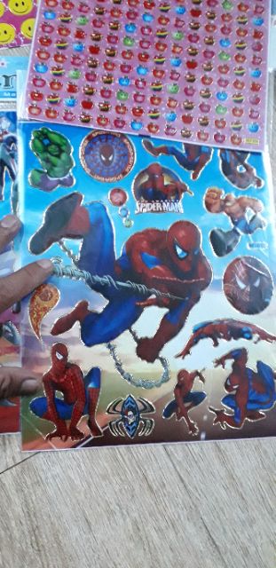 Set 10 tờ hình dán stiker siêu nhân kích thước 22x24 cm có 10 mẫu khác nhau