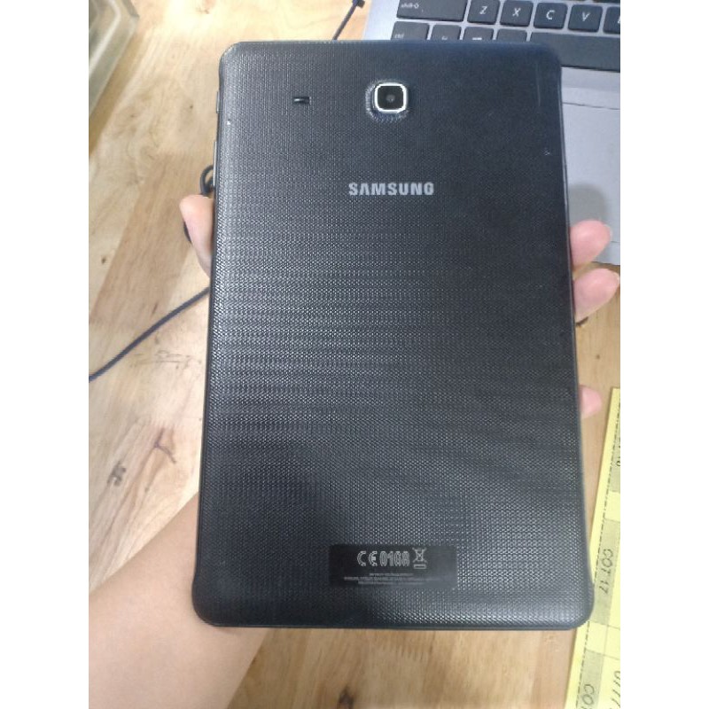 máy tính bảng samsung t561y