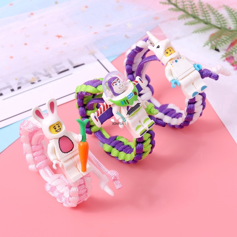 Vòng tay đan dây mặt nhân vật hoạt hình