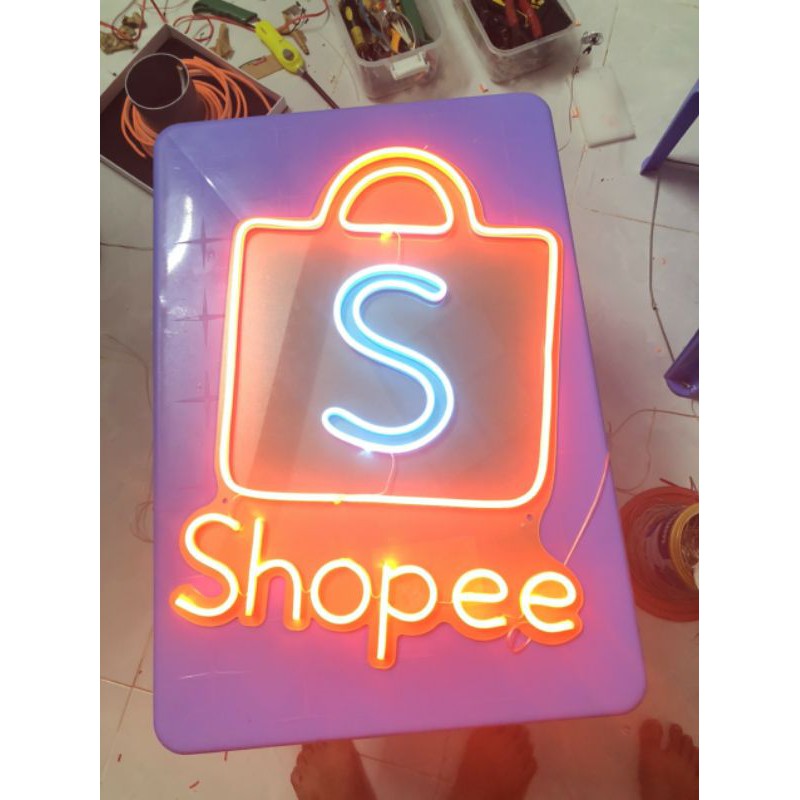 Đèn led neon trang trí hình biểu tượng SHOPEE - Đèn decor - Đèn ngủ ⭐  Nhận thiết kế theo yêu cầu khách hàng 😉😉😉