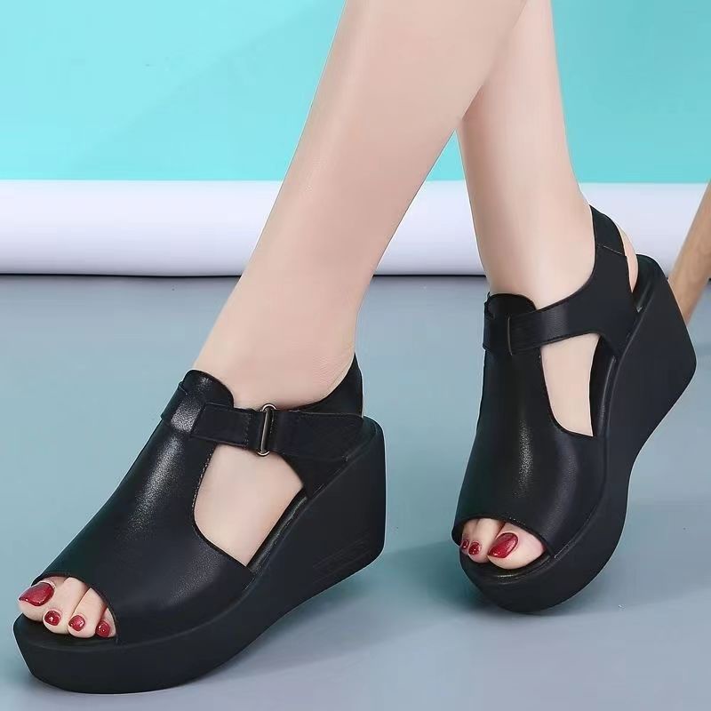 Giày sandal da mềm đế xuồng dày dễ phối đồ thịnh hành cho nữ trung niên