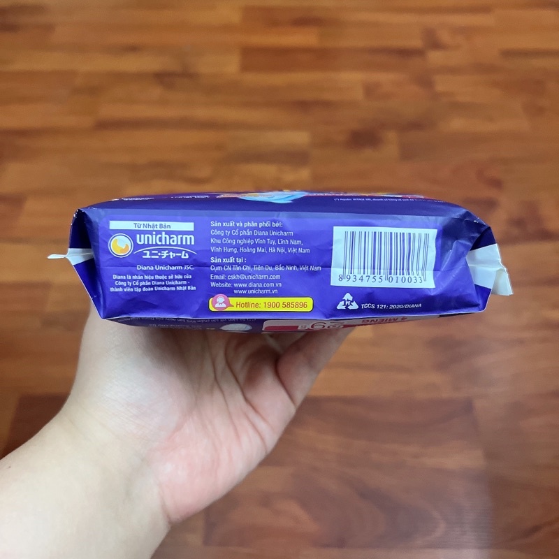 Băng Vệ Sinh Ban Đêm Có Cánh Diana Sensi Night 29cm