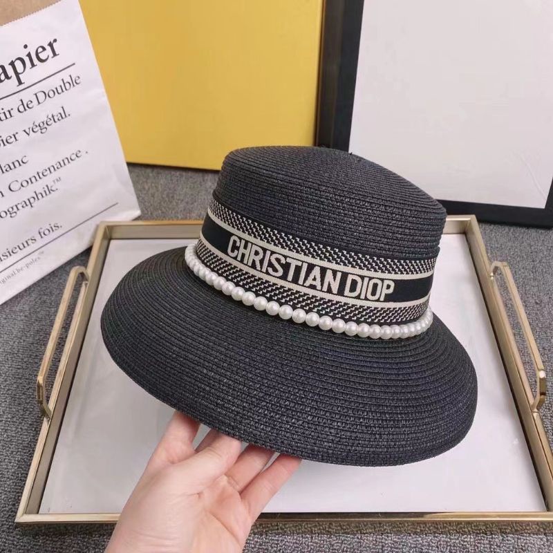 Mũ đi biển kiểu Chuông sang chảnh