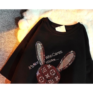Áo Thun Thỏ Đính Đá 2021 Unisex