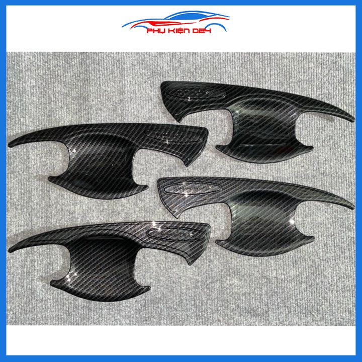 Ốp tay hõm Innova 2017-2018-2019-2020-2021-2022-2023 vân carbon, mạ crom chống trầy bảo vệ cửa xe ô tô
