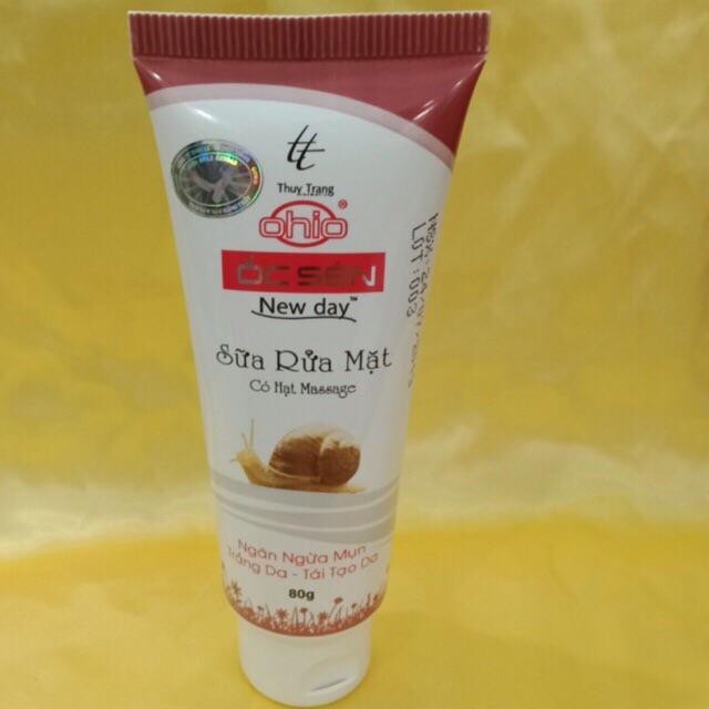 Sữa rửa mặt ngừa mụn Ohio.