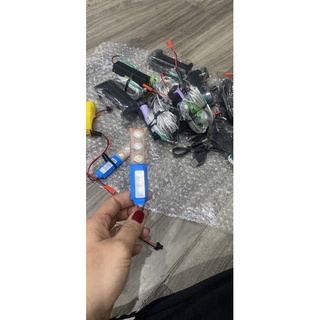 đèn cảm biến chơi diều  3 mắt có choá