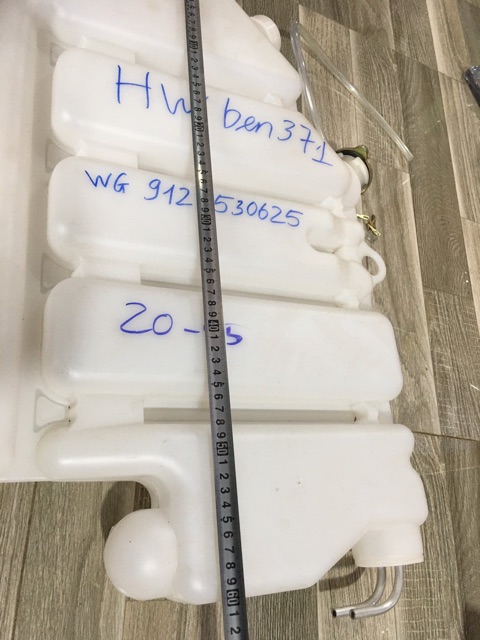 Sản phẩm gia đình làm: Combo 4 Bình nước phụ hổ vồ ben 371 (VG9125530625)