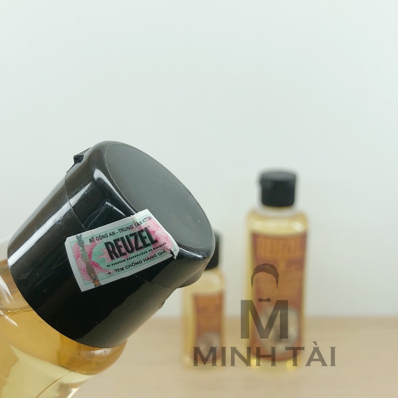 Dầu Gội Đầu Cho Nam REUZEL Daily Shampoo - Hàng Chính Hãng