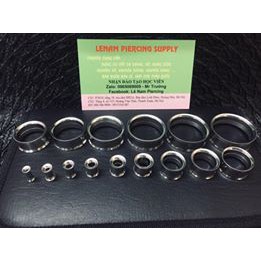 KHUYÊN NONG TAI VIÊN MỎNG / THÉP Y TẾ