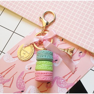 Móc khóa macaron tháp pari