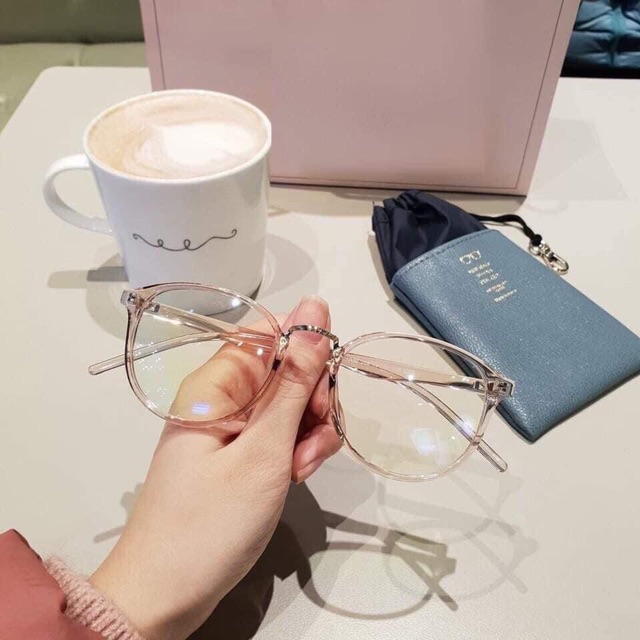 KÍNH NỮ THỜI TRANG GỌNG KIM LOAI 2 MÀU ĐEN TRẮNG , TRẺ TRUNG , NĂNG ĐỘNG