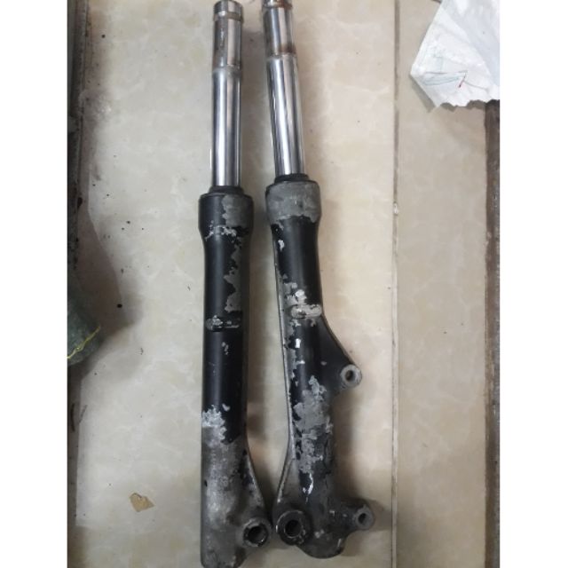 Cặp phuột ws110 hay rsx110 đĩa rin rã xe.có trầy,