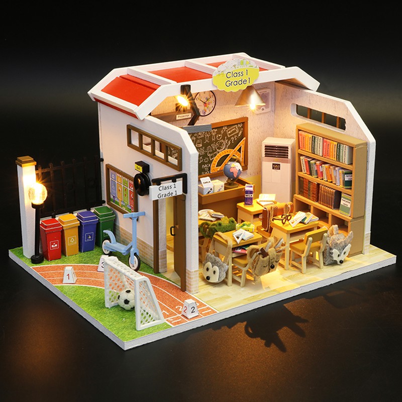 Mô hình nhà DIY Doll House Lớp học Class 1 Kèm Mica chống bụi, Bộ dụng cụ và Keo dán