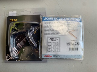 Capo guitar cho đàn acoustic