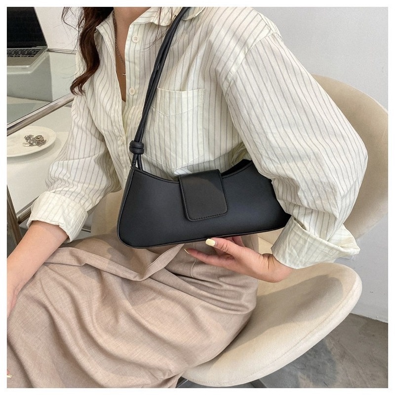 Túi đeo dưới cánh tay / Đeo Cánh Tay Nhỏ Nhắn Phong Cách Thời Trang Mới 2022 niche NB00388