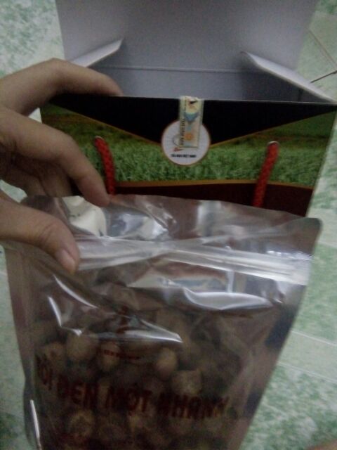 Tỏi đen 1 nhánh hộp 250g | BigBuy360 - bigbuy360.vn