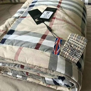 Chăn Burberry