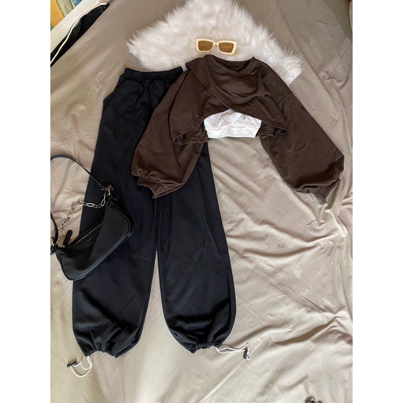 [Mã 11FASHIONSALE1 giảm 10K đơn 50K] [Rẻ Vô Địch]Áo Croptop Dáng Rộng Đắp Chéo BEE Ulzzang (Ảnh thật/Có Sẵn) | BigBuy360 - bigbuy360.vn
